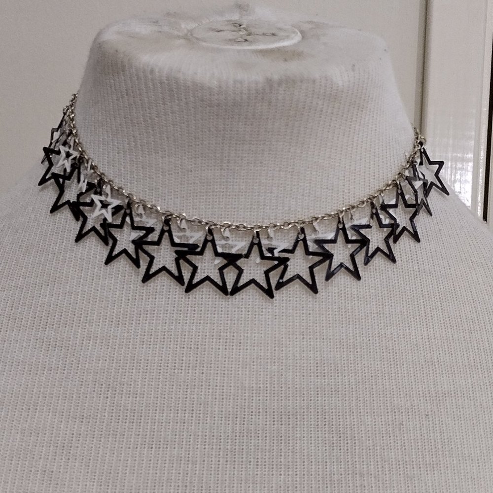 Silver Choker with Black & White Stars - Picture 2 of 7